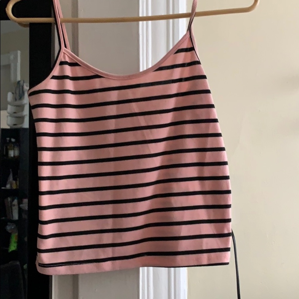 Spaghetti strap cropped tank top